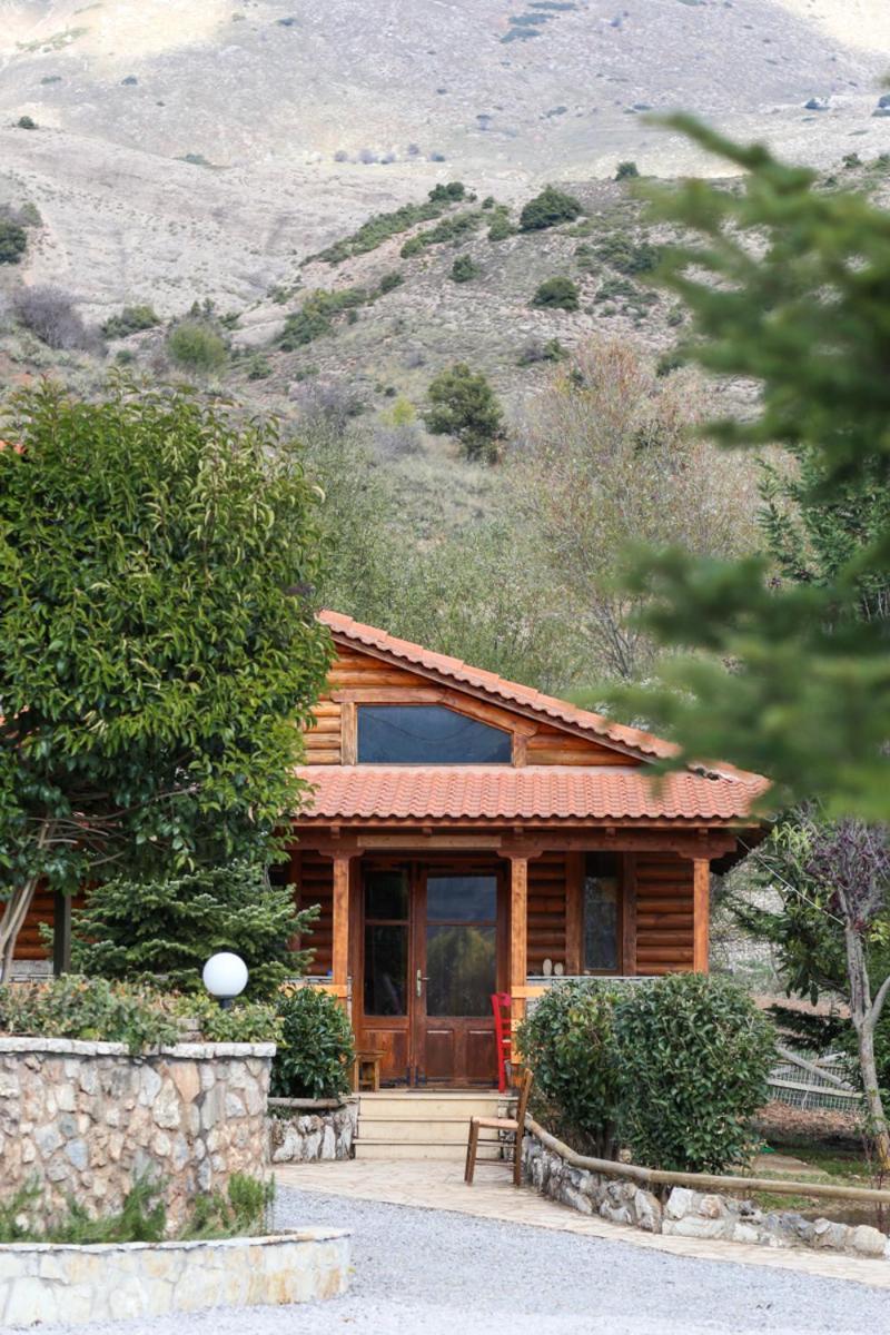 Orias Guesthouse & Farm Kalavryta Luaran gambar