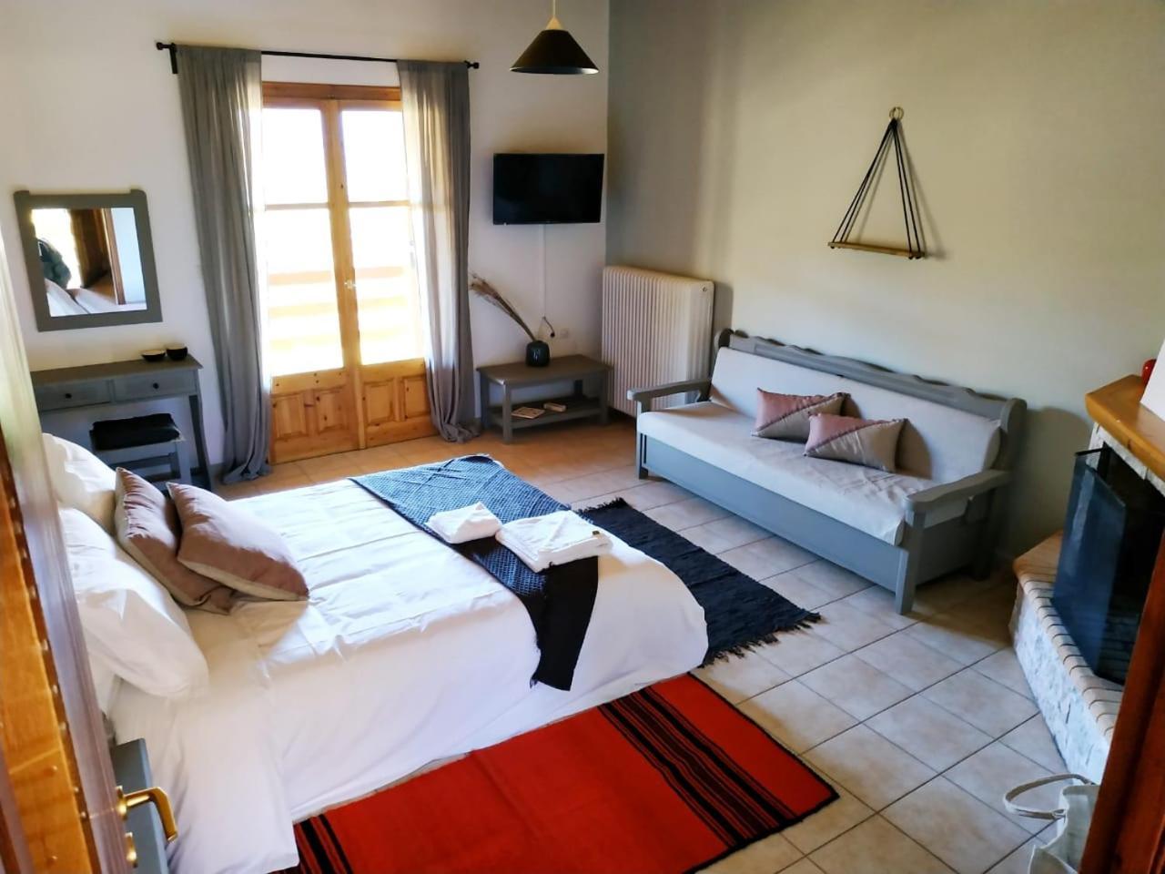 Orias Guesthouse & Farm Kalavryta Luaran gambar