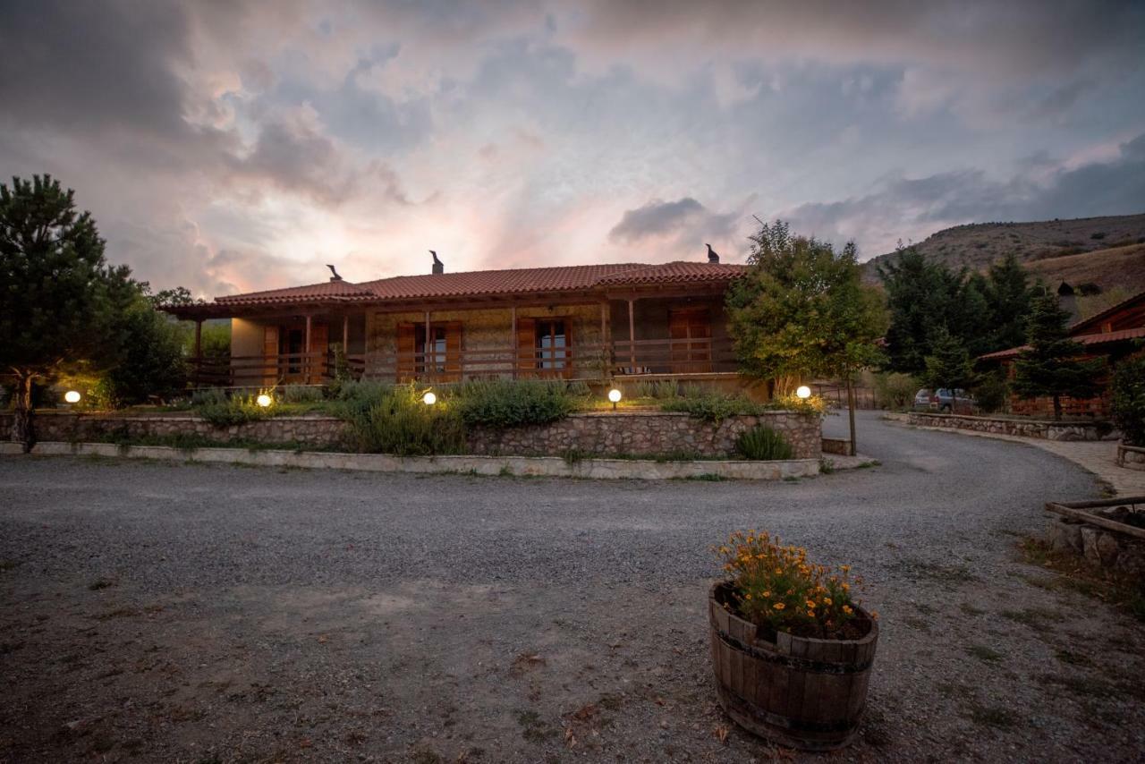 Orias Guesthouse & Farm Kalavryta Luaran gambar
